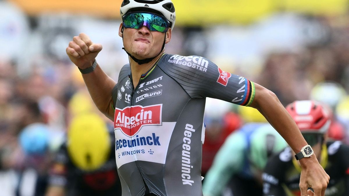 Mathieu van der Poel holt sich den Tagessieg und Gelb