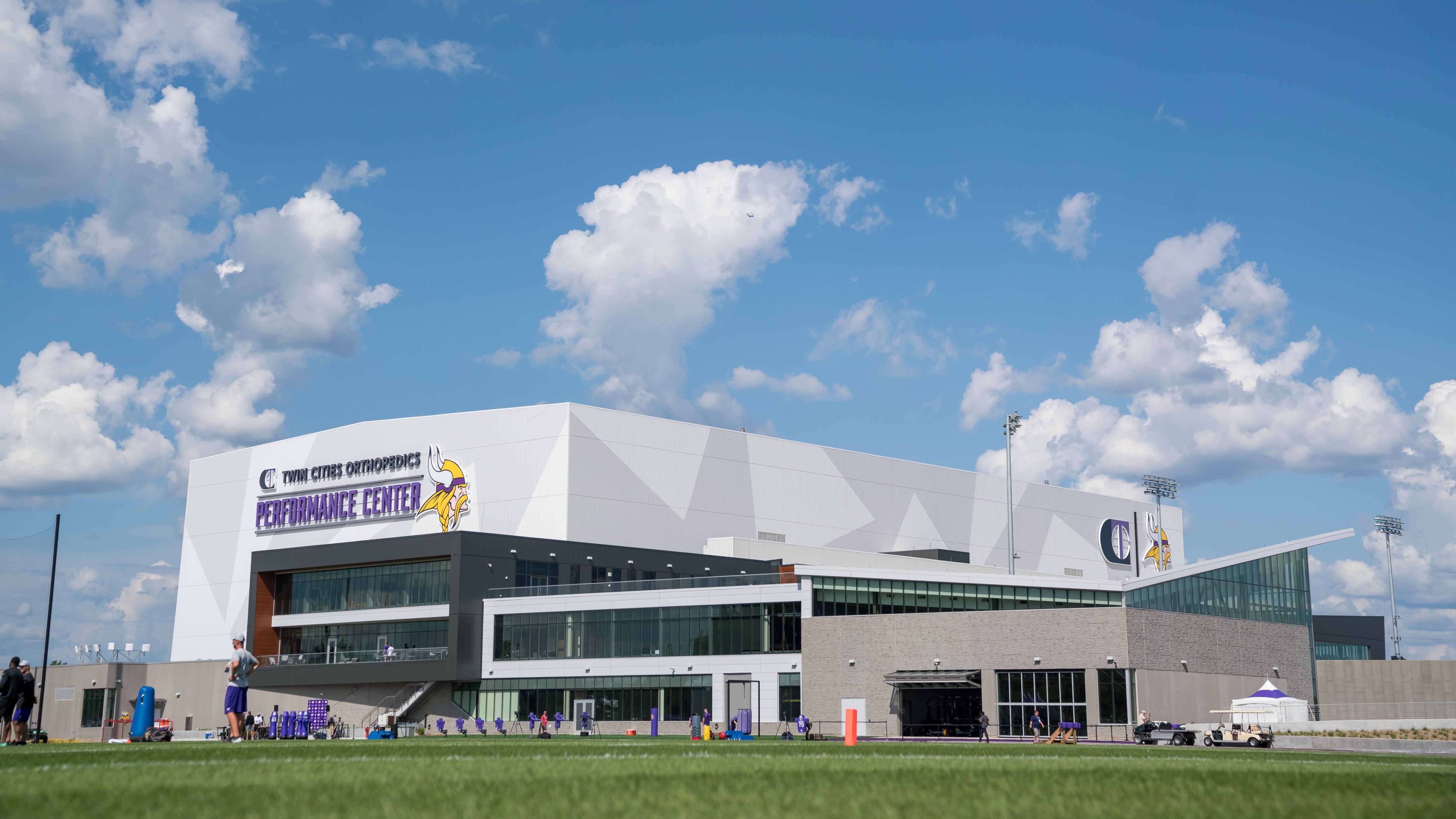 <strong>Minnesota Vikings</strong><br>TCO Performance Center&nbsp;<br><em>Baukosten: 90 Millionen US-Dollar</em>