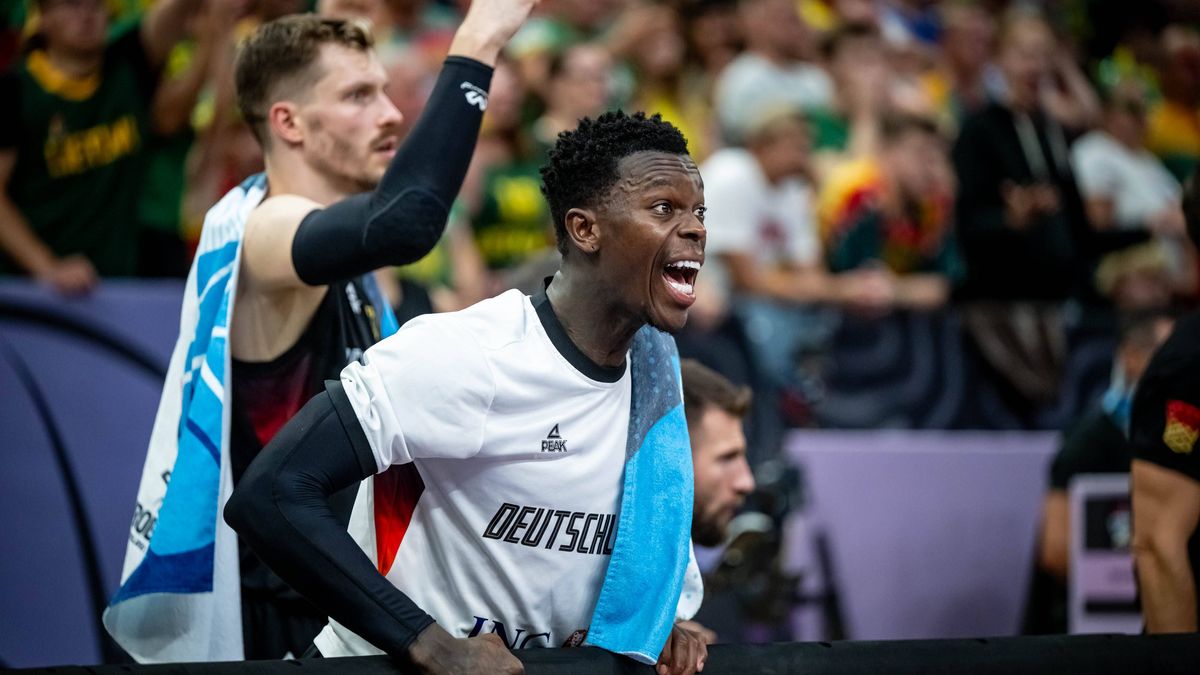 Basketball Tampere 30.08.2025 DBB Länderspiel Männer Herren EuroBasket 2025 Vorrunde Litauen (LTU) - Deutschland (GER) Dennis Schröder Schroeder (Deutschland, No.17) Schröder Schroder *** Basketbal...