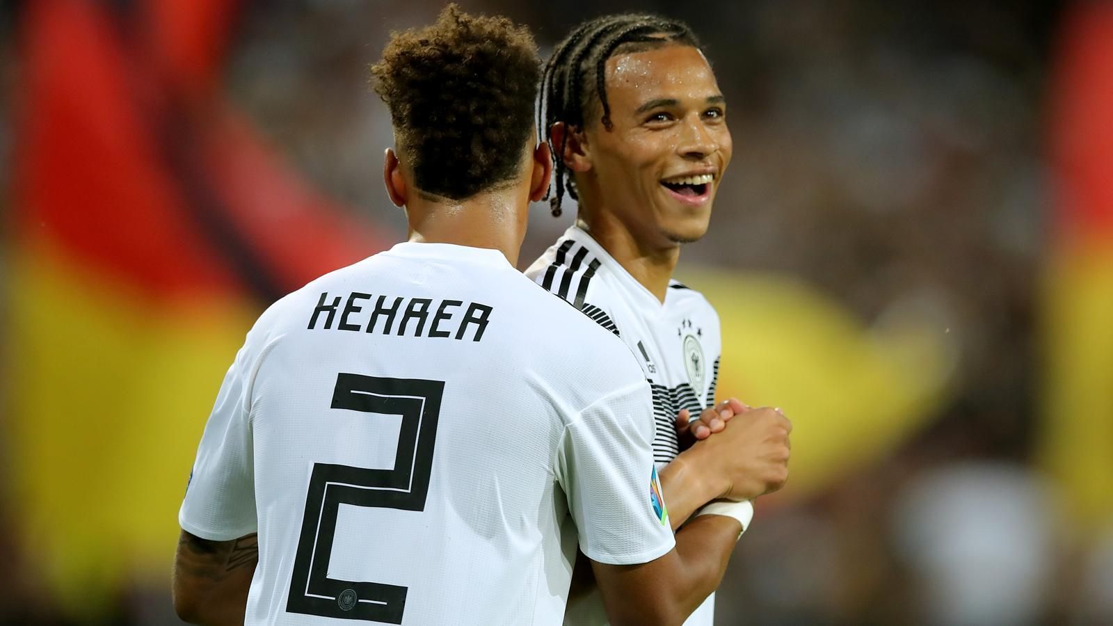 
                <strong>60.000 Euro</strong><br>
                Leroy Sane (Manchester City), Thilo Kehrer (Paris Saint-Germain), Kevin Trapp (Eintracht Frankfurt), Emre Can (Juventus Turin), Robin Koch, Luca Waldschmidt (beide SC Freiburg), Suat Serdar (FC Schalke 04), Nadiem Amiri (Bayer Leverkusen), Sebastian Rudy (TSG 1899 Hoffenheim)
              