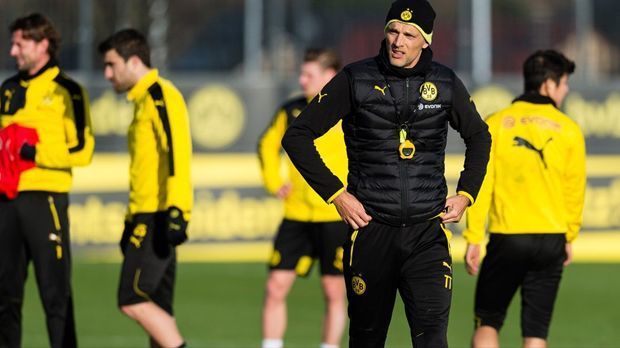 
                <strong>Borussia Dortmund</strong><br>
                Borussia Dortmund: Thomas Tuchel lädt ebenfalls am 5. Januar zum Beginn der Rückrunden-Vorbereitung auf dem Trainingsgelände des BVB ein.  
              