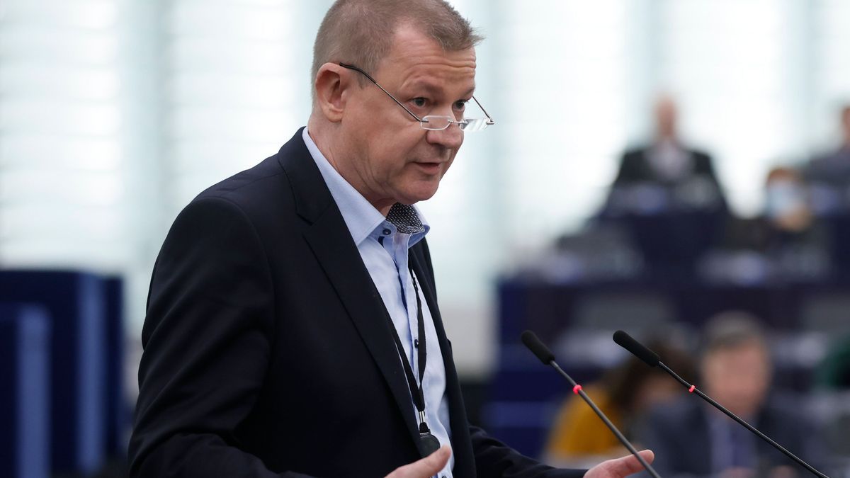 Der deutsche CDU-Politiker Pieper verzichtet nach Kritik an seiner Ernennung zum Mittelstands-Beauftragten der EU-Kommission.