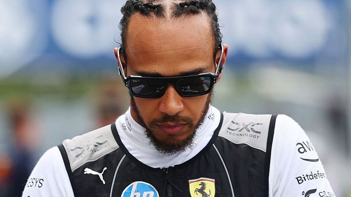 Ferrari-Fahrer Lewis Hamilton im Formel-1-Fahrerlager in Miami 2025