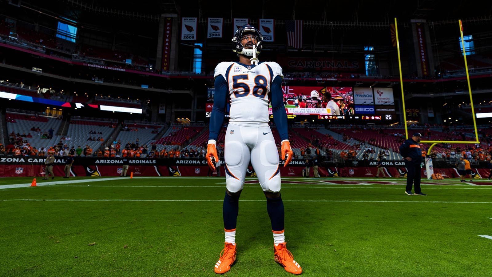 
                <strong>Platz 10: Von Miller</strong><br>
                Position: Outside LinebackerTeam: Denver BroncosPlatzierung im Vorjahr: 9
              