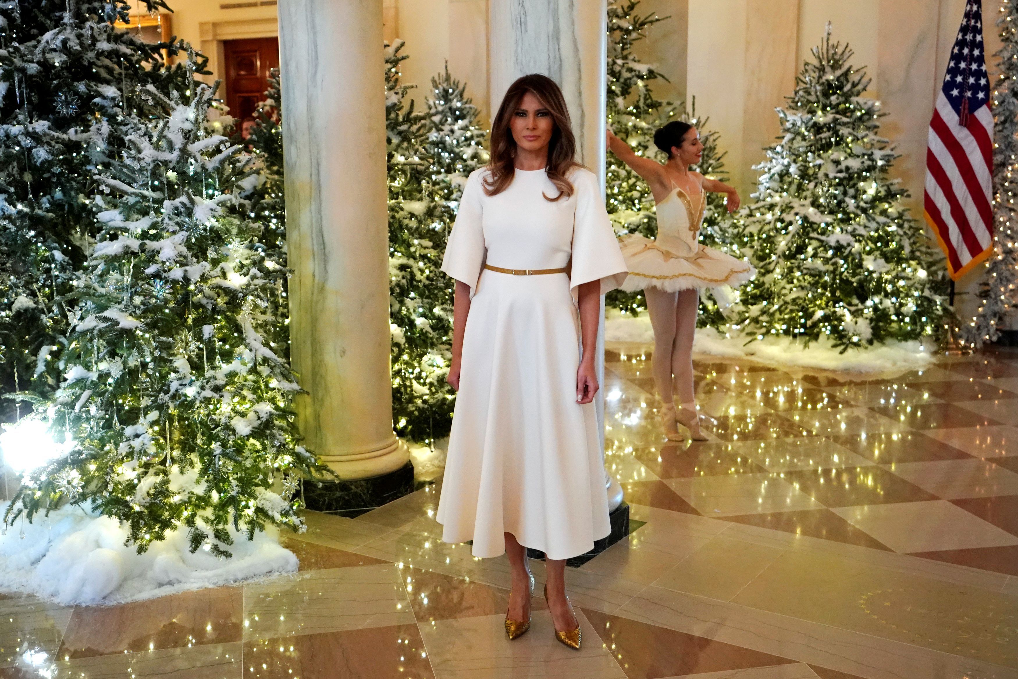 Inzwischen ist Melania Trump die Ehre zuteilgeworden, die Weihnachtsdeko im Weißen Haus zu präsentieren.