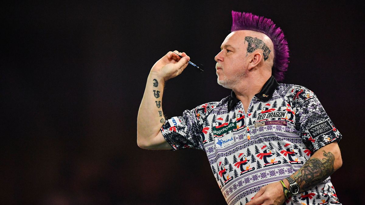 29th December 2024, Alexandra Palace, London, England; 2024 25 PDC Paddy Power World Darts Championships Day 12; Peter Wright in action on the oche PUBLICATIONxNOTxINxUK ActionPlus12732994 Godfreyx...