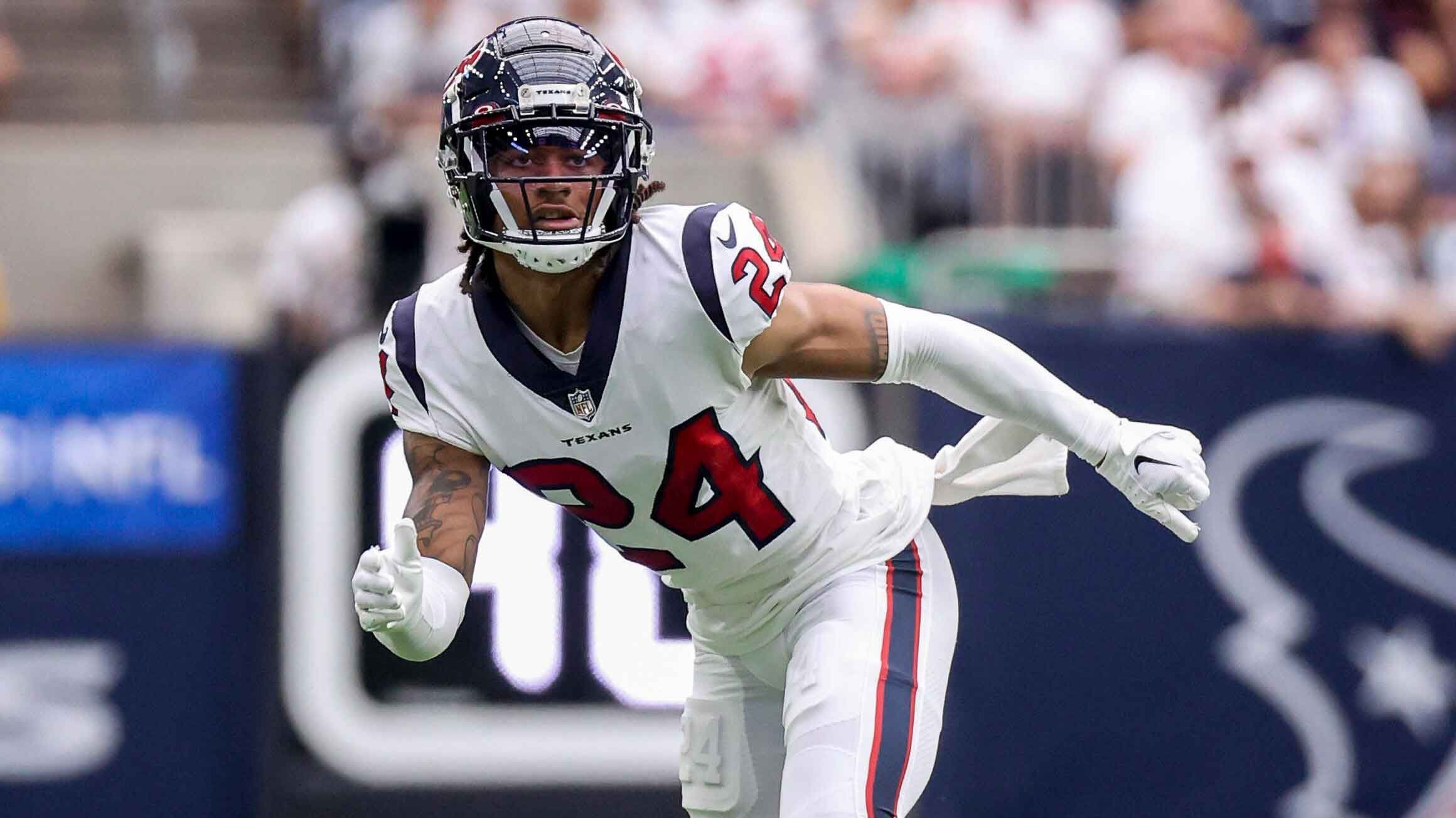 
                <strong>Platz 25: Houston Texans</strong><br>
                &#x2022; Cornerback-Starter: Shaquill Griffin, Derek Stingley Jr.<br>&#x2022; Cornerback-Backups: Steven Nelson, Desmond King II, Tavierre Thomas, Darius Phillips, Ka'dar Hollman, D'Angelo Ross<br>&#x2022; Safety-Starter: Jimmie Ward, Jalen Pitre<br>&#x2022; Safety-Backups: M.J. Stewart, Brandon Hill, Tyree Gillespie, Eric Murray, Grayland Arnold<br>Apropos Talent, davon haben auch die Houston Texans gar nicht so wenig, wie man vielleicht meinen könnte. Derek Stingley hatte ein gutes Rookie-Jahr und auch auf Steven Nelson war Verlass. Shaq Griffin hat auch bereits unter Beweis gestellt, dass er auf gutem Niveau Cornerback spielen kann. Der Pfeil bei den Texans zeigt, auch auf der Cornerback-Position, nach oben.
              