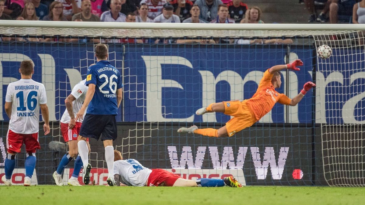 Jonas Meffert schockt den HSV mit Treffer zum 1:0 für Holstein Kiel