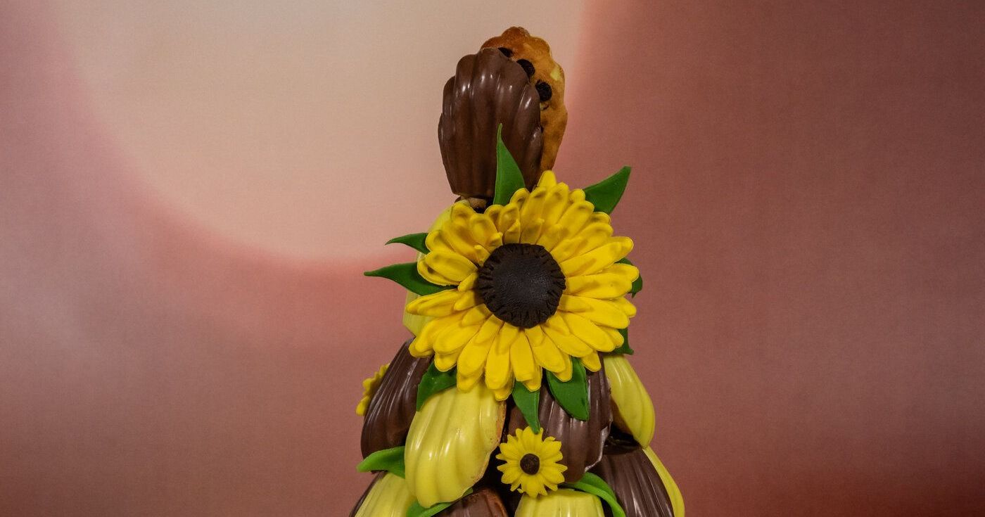 &amp;quot;Orange trifft Schokolade&amp;quot;: Amira Aly&amp;#39;s Madeleines-Turm
