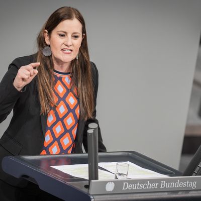 Linken-Chefin Janine Wissler sprach sich für eine Umverteilung zugunsten von Menschen aus, die gar nichts erben. 