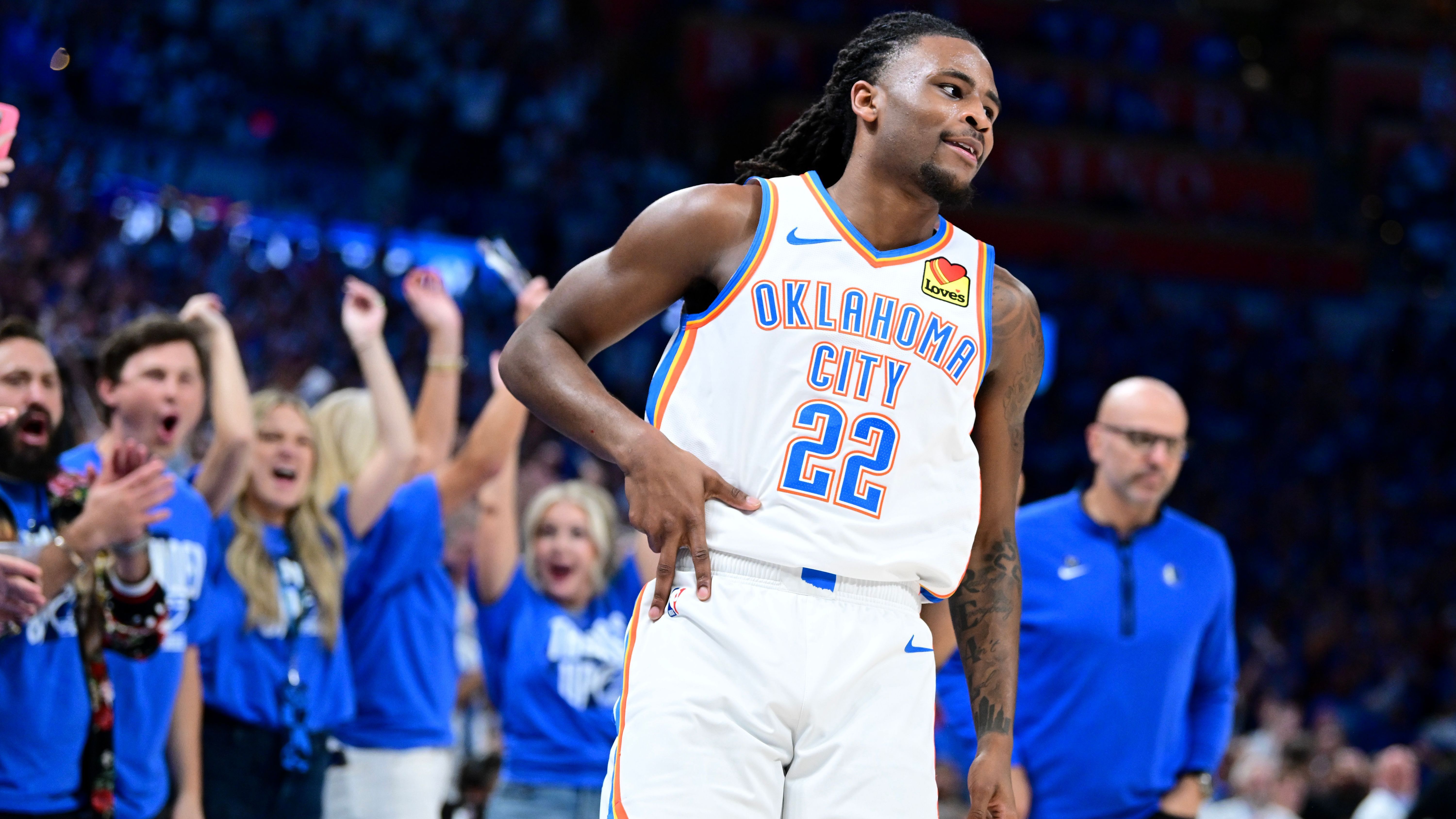 <strong>Cason Wallace (Oklahoma City Thunder, 10. Pick, 1. Runde): All-Rookie Second Team</strong><br>Die Thunder tradeten im Draft für Cason Wallace nach oben. Es sollte sich auszahlen. Wallace ist eine defensive Pest am Ball und trifft zudem seinen Dreier mit starken 41,9 Prozent. In Zukunft, wenn er offensiv noch versierter wird, könnte er den Startplatz von Josh Giddey übernehmen. Dieser ist aufgrund seines schlechten Distanzwurfs eine Schwachstelle in der Thunder-Offensive.