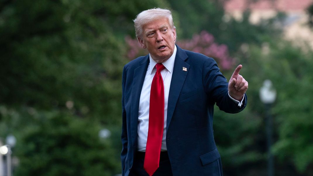 Donald Trump wird die Causa Epstein einfach nicht los..