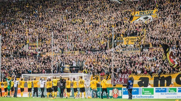 
                <strong>Platz 13: Dynamo Dresden</strong><br>
                Platz 13 - Dynamo Dresden, Gesamtzuschauerzahl: 523.329 Fans, Schnitt pro Spiel (19 Heimspiele in der 3. Liga): 27.544, Stadionkapazität: 30.500, Auslastung: 90,31 Prozent
              