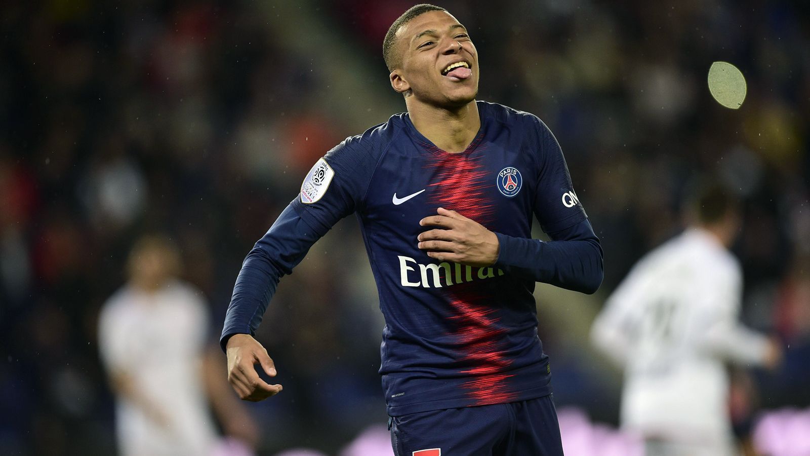 
                <strong>Ligue 1</strong><br>
                Kylian Mbappe (Paris St. Germain)Saisontore: 33
              