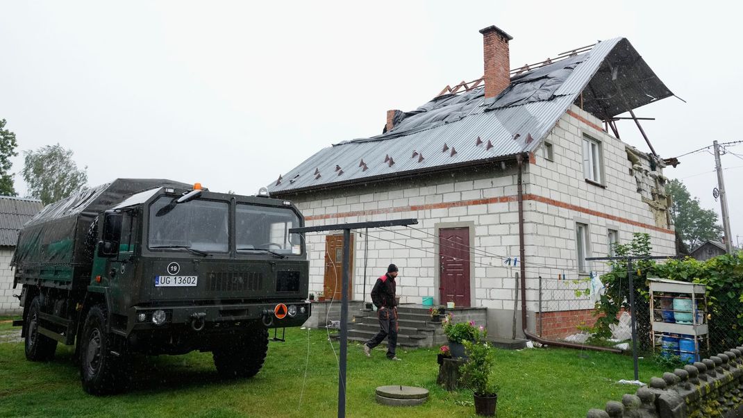 Polen und Rumänien treffen Vorsichtsmaßnahmen mit Blick auf die Kampfhandlungen in der benachbarten Ukraine.