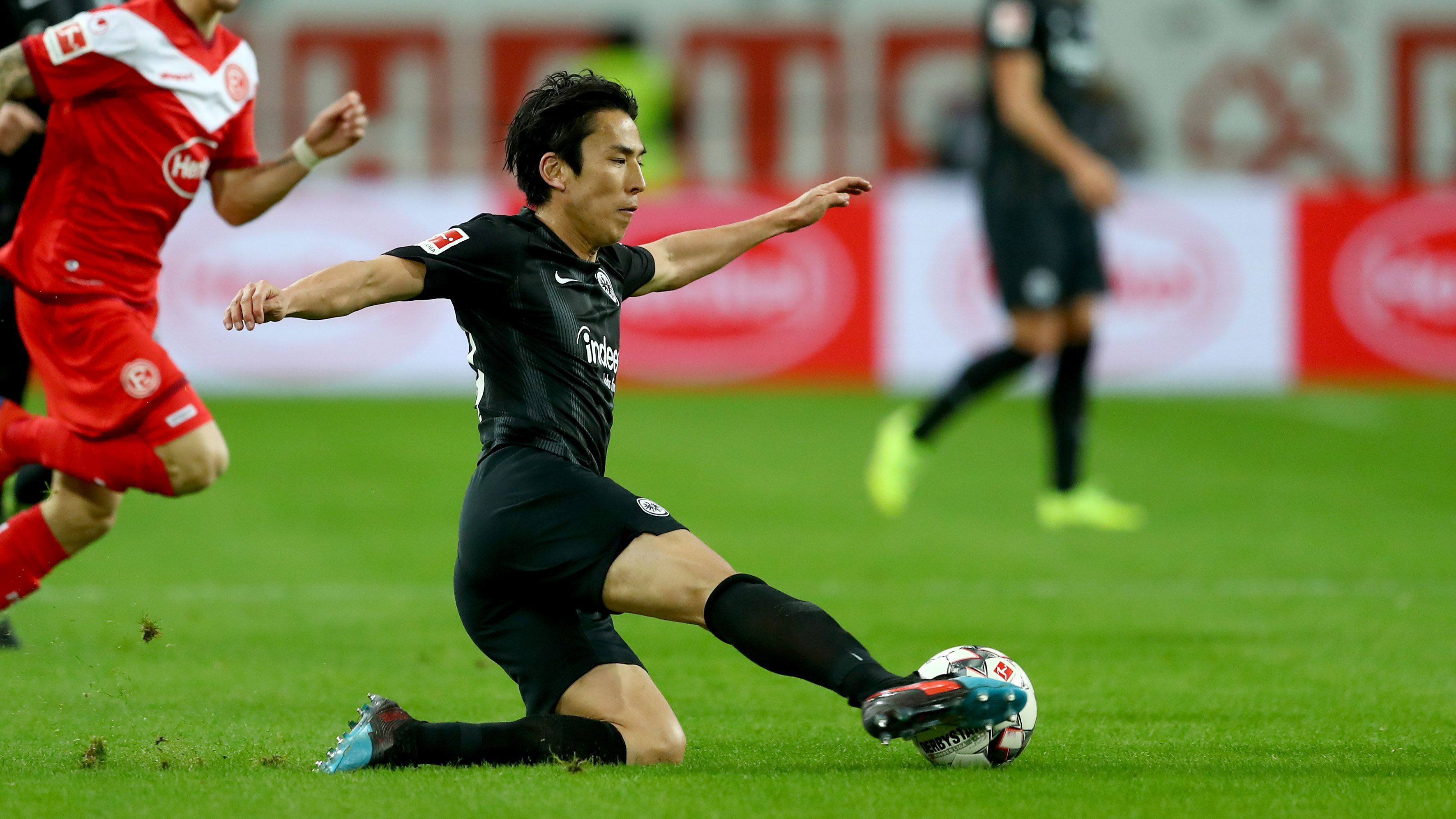 
                <strong>Innenverteidiger</strong><br>
                Makoto Hasebe von Eintracht Frankfurt, gewählt mit 20,9 Prozent
              