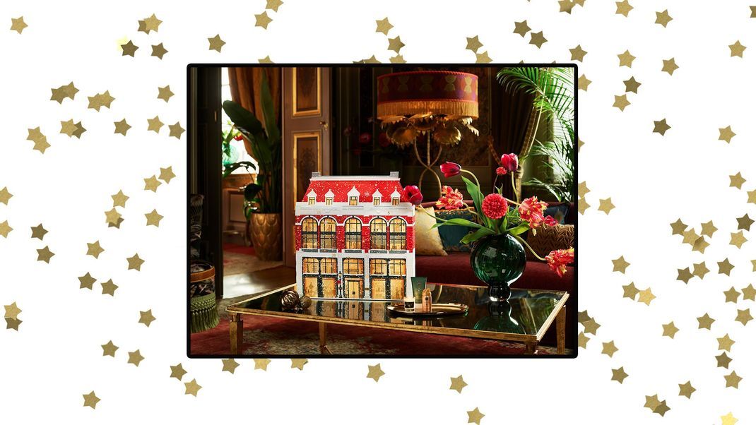 Der opulent gestaltete Kalender von Rituals ist ein weihnachtliches Deko-Highlight.