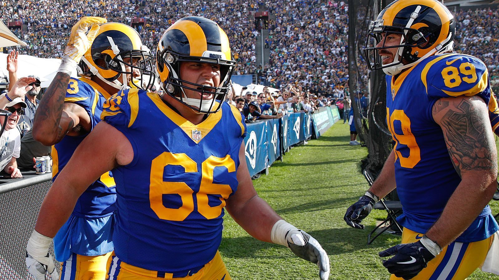 
                <strong>Die Großverdiener</strong><br>
                Austin Blythe: 380.060 Dollar. Der rechte Guard der Los Angeles Rams verdiente sich noch einmal gut 60 Prozent seines 630.000 Dollar Basisgehalts als Bonus dazu. 
              