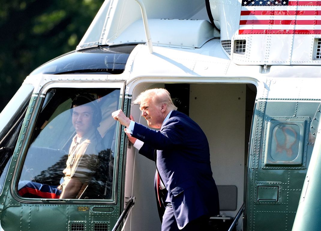 US-Präsident Donald Trump (rechts) sorgt mit seiner Zollpolitik international für Aufruhr.