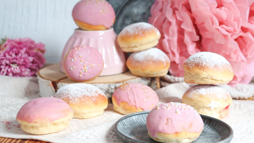 Ofenkrapfen, gebacken von "Das große Backen"-Gewinnerin Monika Nagl