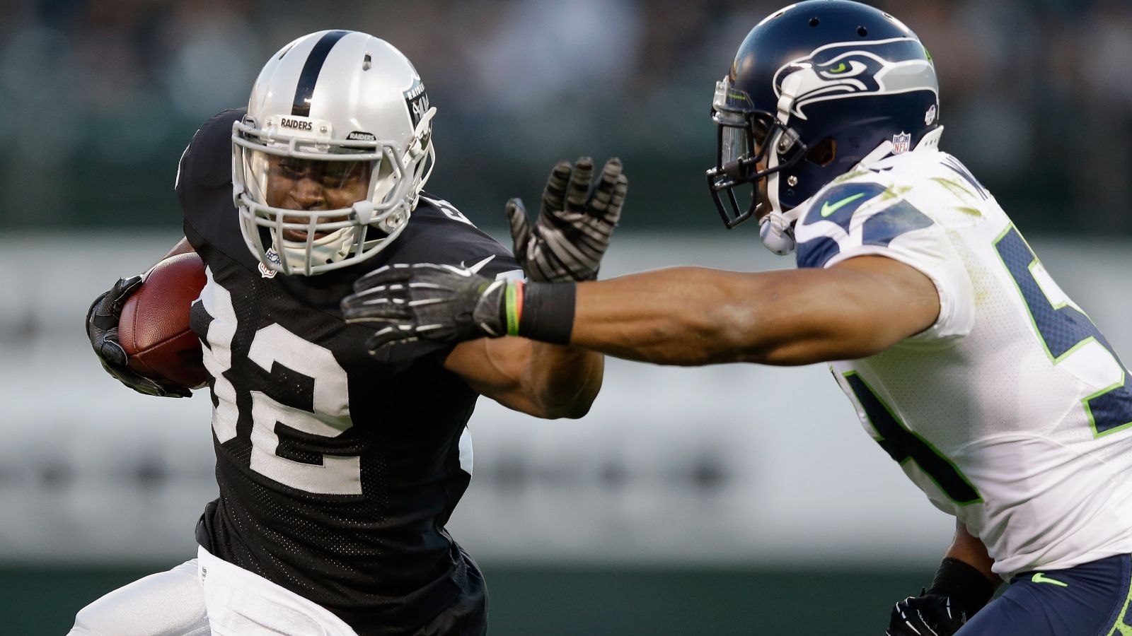 
                <strong>Las Vegas Raiders</strong><br>
                In der vergangenen Saison sicherten sich die Las Vegas Raiders zeitweise die Dienste von K.J. Wright, dem ehemaligen kongenialen Partner von Bobby Wagner in der legendären "Legion of Boom". Sein Nachfolger könnte nun sein ehemaliger Partner aus Seattle sein. Auch Las Vegas ist ein prominenter wie auch schillernder Standort.
              