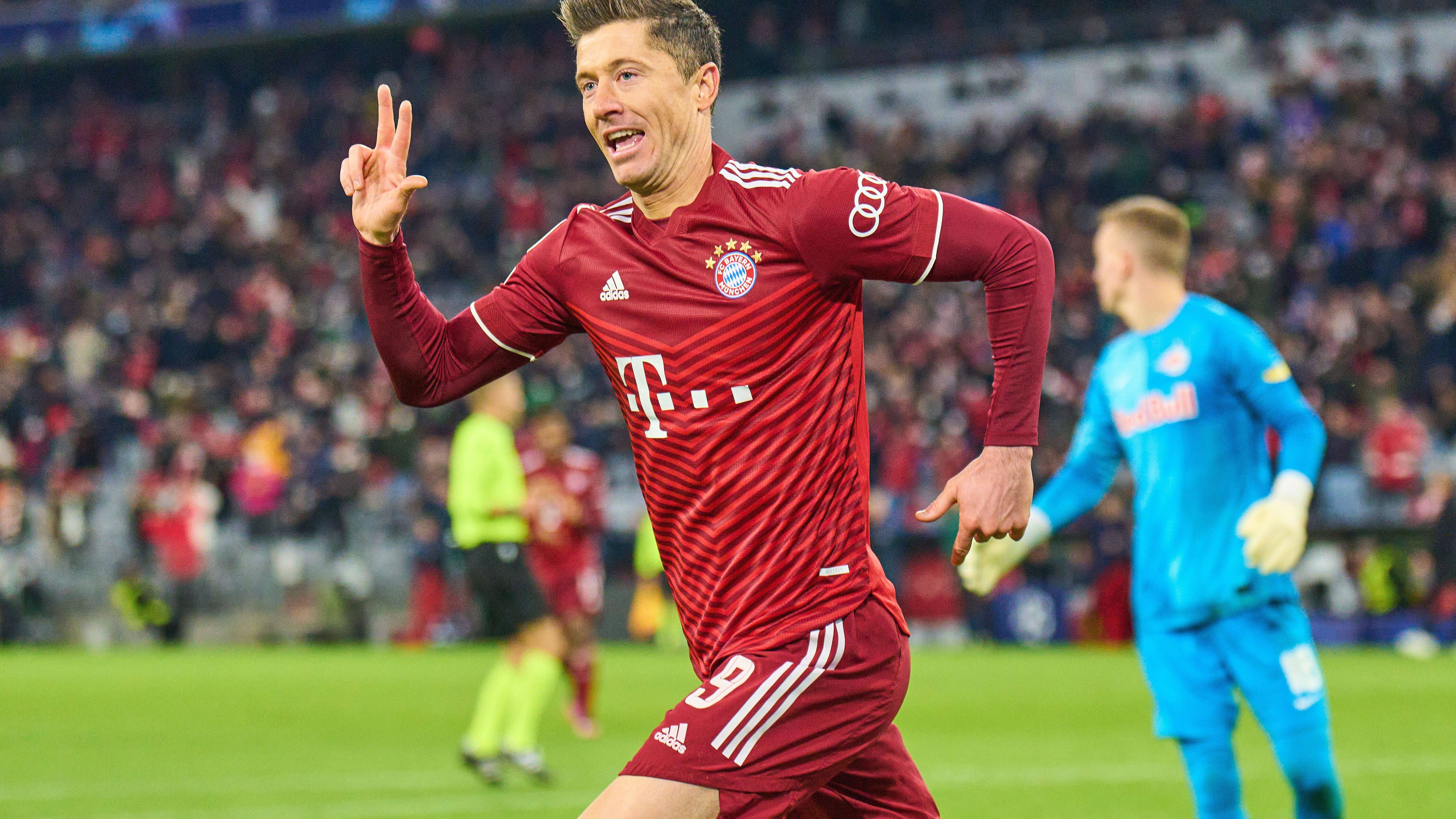 <strong>FC Bayern München - RB Salzburg 7:1 (8. März 2022)</strong><br>Mit einer Gala von Weltfußballer Robert Lewandowski und einem 7:1-Sieg im Achtelfinal-Rückspiel gegen RB Salzburg ist der FC Bayern ins Viertelfinale spaziert. Lewandowski gelang dabei ein Hattrick innerhalb von elf Minuten.