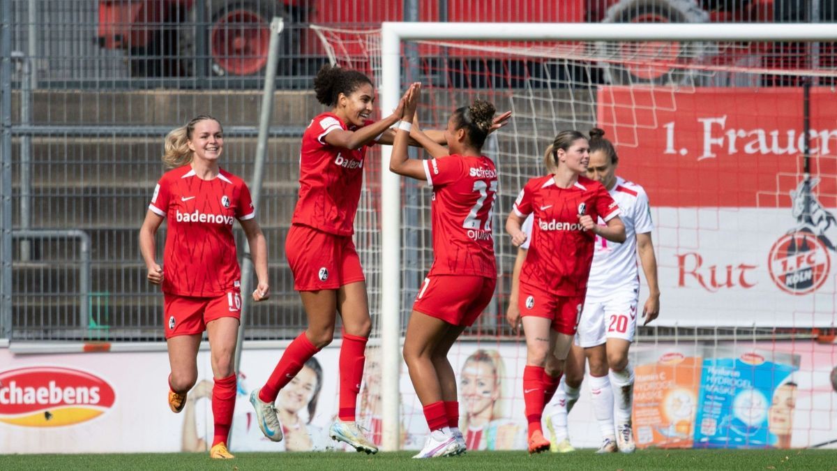 SC-Frauen jubeln in Köln