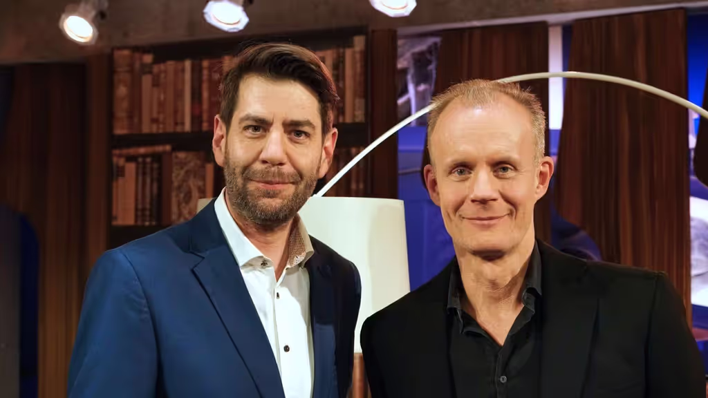 "Persönlichkeitsstörung auf zwei Beinen": Kabarettist Claus von Wagner ist zurück