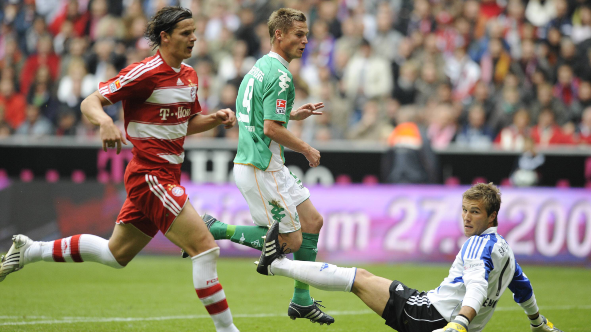 <strong>FC Bayern München - SV Werder Bremen 2:5 (2008/09)</strong><br>
                Jürgen Klinsmann holte sich seine erste herbe Klatsche als Bayern-Trainer relativ früh in der Saison 2008/09 ab. In der heimischen Arena lagen die Roten gegen Grün-Weiß zwischenzeitlich 0:5 zurück! Bayern-Neuzugang Tim Borowski, der im Sommer ablösefrei von der Weser an die Isar gewechselt war, betrieb in der Schlussphase noch Ergebniskosmetik.