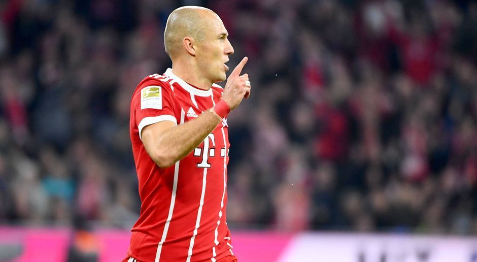 
                <strong>Arjen Robben</strong><br>
                Nach überstandener Grippe ist der Niederländer noch kein wirklicher Faktor. Er arbeitet sich aber ins Spiel und übernimmt die Initiative. Die Belohnung: sein von Rafinha unhaltbar abgefälschter Schuss zum 2:0. Nach der Pause avanciert er jedoch zum Chancentod und verzieht gleich zwei Mal in bester Position. Zudem findet der Linksfuß per Schlenzer seinen Meister in Casteels. Für ihn ist nach 85 Minuten Feierabend. ran-Note: 2
              