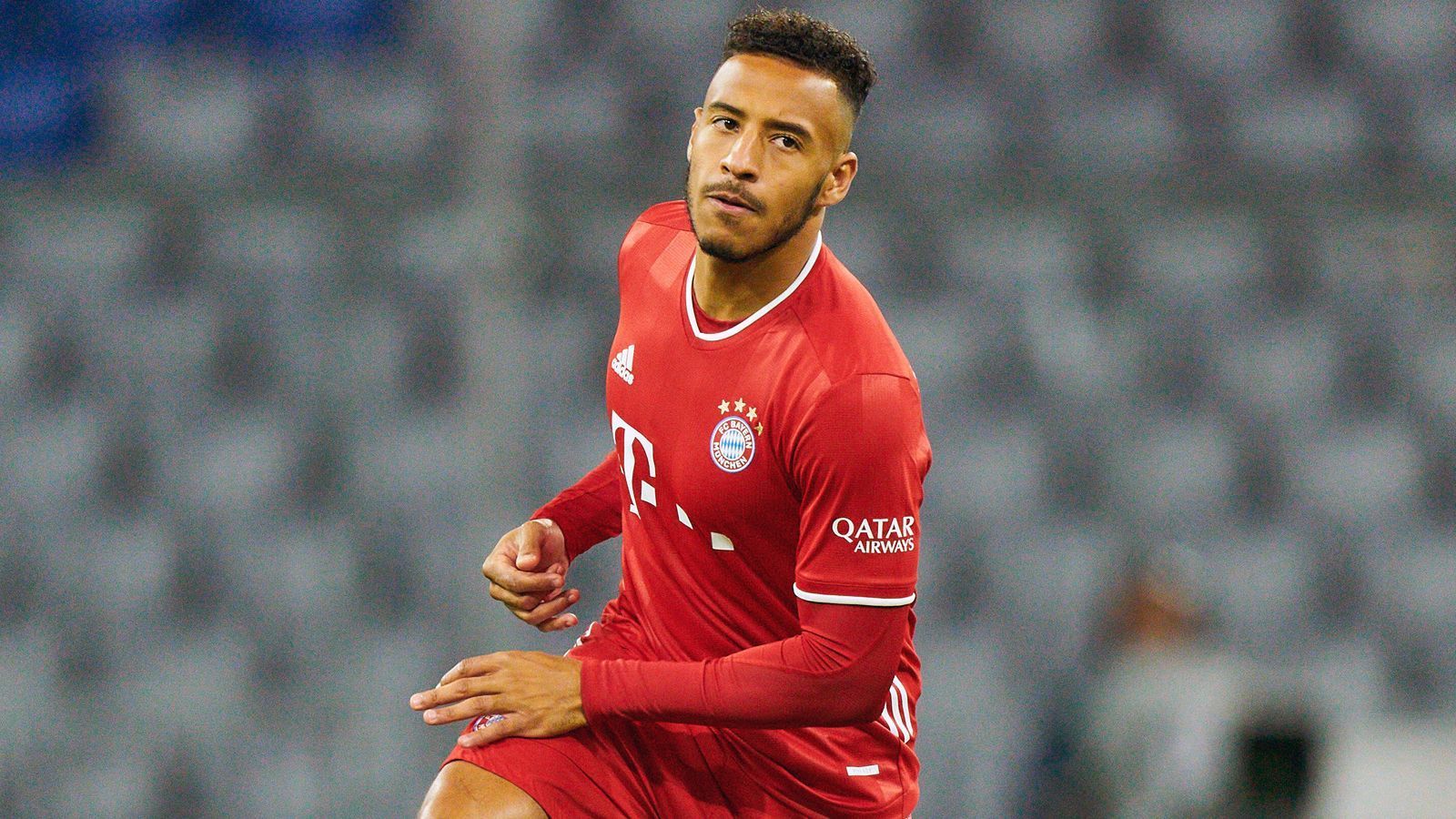 
                <strong>Corentin Tolisso (FC Bayern München)</strong><br>
                Kommt für den verletzten Kimmich in die Partie, ist noch kalt, als der BVB zur Führung trifft. Da hätte er wohl auch näher bei Reus sein müssen. Danach dann solide als Kimmich-Vertreter. ran-Note: 3
              