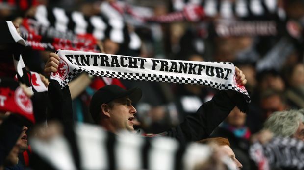 
                <strong>Eintracht Frankfurt</strong><br>
                Minimalpreis: 180 Euro (Steigerung: 13,2 Prozent)Maximalpreis: 803 Euro (Steigerung: 1,7 Prozent)
              