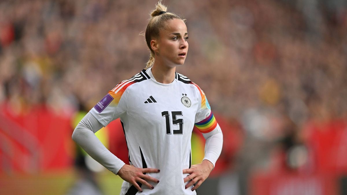 Giulia Gwinn(DFB-Frauen , Deutschland,15 ) Großaufnahme, 09.04.2024, Aachen (Deutschland), Fussball, Euro Qualifikation 2025 , Deutschland - Island *** Giulia Gwinn DFB Women , Germany,15 close-up,...