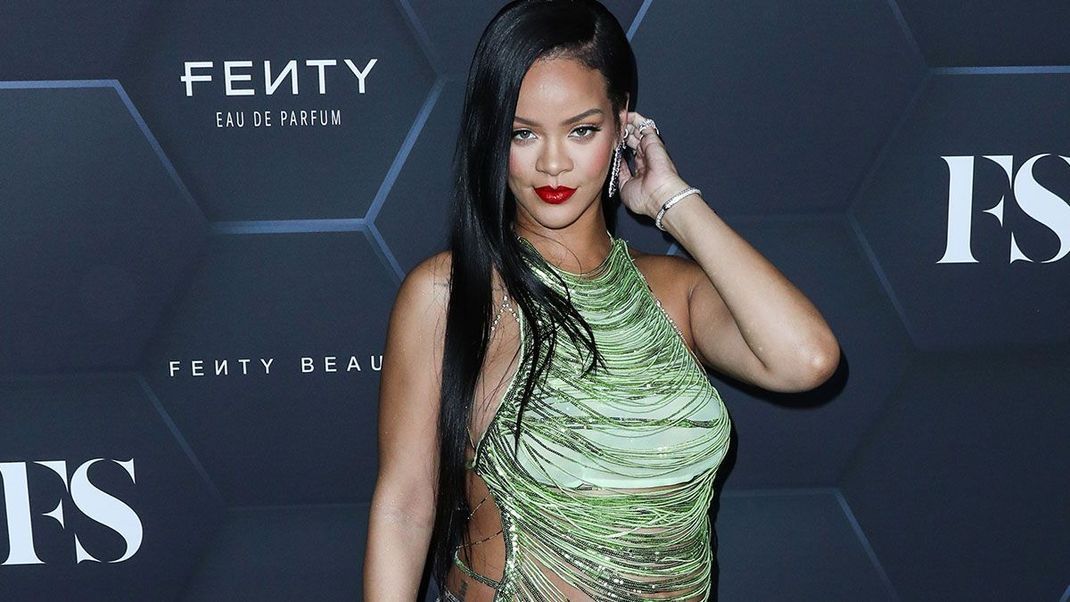 Fenty Beauty: Hier lest ihr die Fakten über die Beauty-Brand von Superstar Rihanna – wie alles begann und was bis dato passiert ist! 