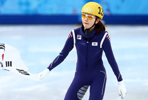 
                <strong>Shorttrack, 1000m: Bronze - Suk Hee Shim</strong><br>
                Bronze sichert sich Parks Teamkollegin Suk Hee Shim.
              