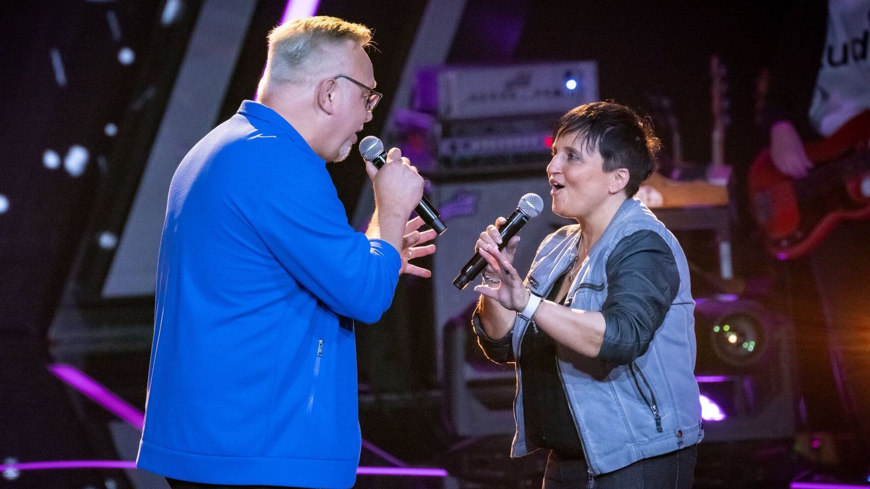 Duo Deluxe: Egbert de Vries &amp; Roberta Lorenza (60 &amp; 55) aus Alsdorf &amp; Würselen in NRW singen "Up Where We Belong" von Joe Cocker und Jennifer Warnes - "Das ist eine schöne Ballade, die das Herz trifft."