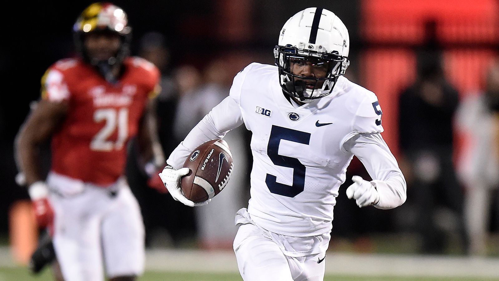 
                <strong>26. Pick: Tennessee Titans - Jahan Dotson, WR, Penn State</strong><br>
                Die Spezialität von Jahan Dotson sind Big Plays. Das könnte den Abgang von Julio Jones bei den Tennessee Titans kompensieren. Das Passspiel braucht ein Upgrade und der Receiver von Penn State könnte es liefern.
              