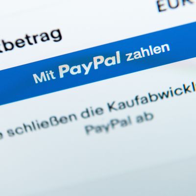 Wegen Sicherheitsbedenken haben deutsche Banken PayPal-Zahlungen in Milliardenhöhe gestoppt.