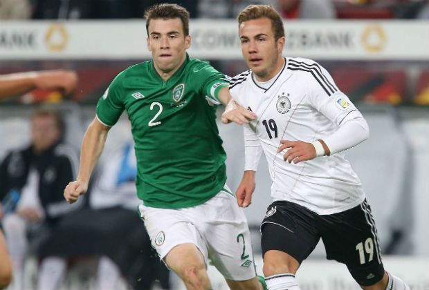 
                <strong>Schwäche: Seamus Coleman fällt aus</strong><br>
                Seamus Coleman gilt als zukünftiger Star, wird sowohl von Manchester United, als auch von Chelsea umworben. Im Falle eines Einsatzes wäre der Ire normalerweise eine Stärke der Insel-Kicker. Doch genau da liegt das Problem: Coleman fällt verletzungsbedingt aus. 
              