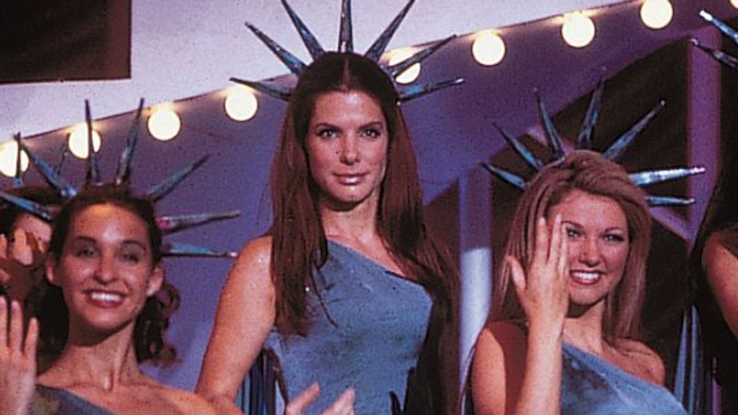 Sandra Bullock - Figure 3