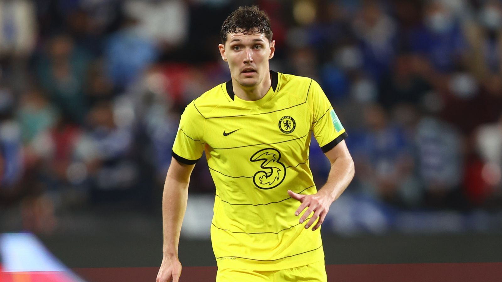 
                <strong>Andreas Christensen (FC Chelsea)</strong><br>
                Definitiv nicht mehr für Chelsea auflaufen wird Verteidiger Andreas Christensen. Wie DFB-Star Antonio Rüdiger, wird der Däne die Londoner ablösefrei verlassen. Sein neuer Klub soll mit dem FC Barcelona eigentlich schon feststehen, wären da nicht die finanziellen Probleme der Katalanen. Aufgrund des Financial Fairplay müssen die Spanier erst einmal die Gehaltkosten reduzieren, um neue Spieler registrieren zu können. So lange muss Christensen wohl warten, bis der Wechsel offiziell verkündet wird. Laut dem italienischen Transfermarkt-Experten Fabrizio Romano ist der Deal aber längst fix, die Verträge unterschrieben. Nur mit der Verkündung lässt sich Barca eben so lange Zeit, bis der Neuzugang auch definitiv sofort für den Spielbetrieb registriert werden kann. 
              