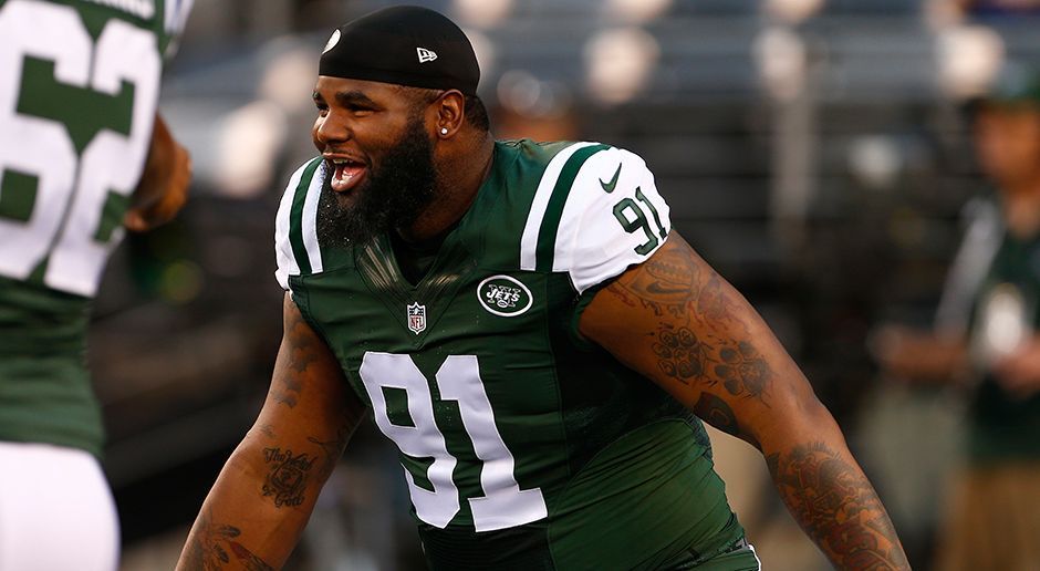 
                <strong>Sheldon Richardson (Defensive Tackle) - New York Jets</strong><br>
                Die New York Jets sinde gerade dabei den kompletten Kader ihres Teams auszumisten. Da Richardson in den vergangenen Jahren immer wieder durch Suspendierungen auffiel und das Team auf seiner Position durchaus gut besetzt ist, dürfte der Defensive Tackle auf dem Abstellgleis stehen. Im Jahr 2018 wird Richardson Free Agent, dürfte demnach günstig zu haben sein. 
              