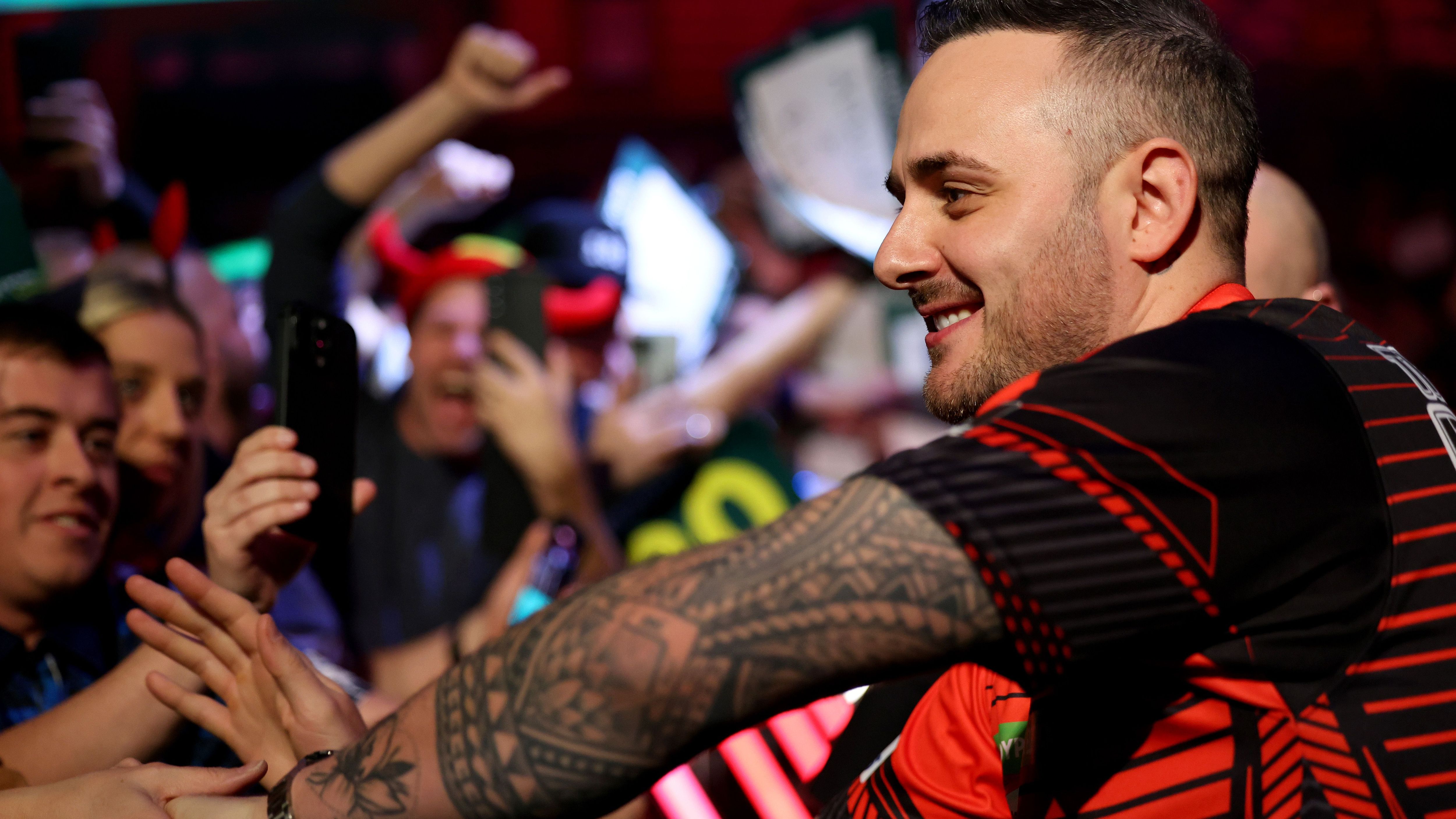 <strong>Platz 14: Joe Cullen (England)</strong><br>Quote: 70:1