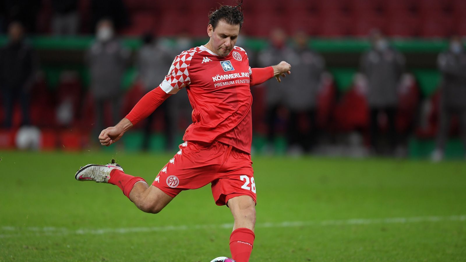 
                <strong>Ungarn</strong><br>
                Bundesliga-Rekordtorschütze des Landes: Adam Szalai - Bundesliga-Tore: 54 - Vereine: 1. FSV Mainz 05, FC Schalke 04, Hannover 96, 1899 Hoffenheim
              