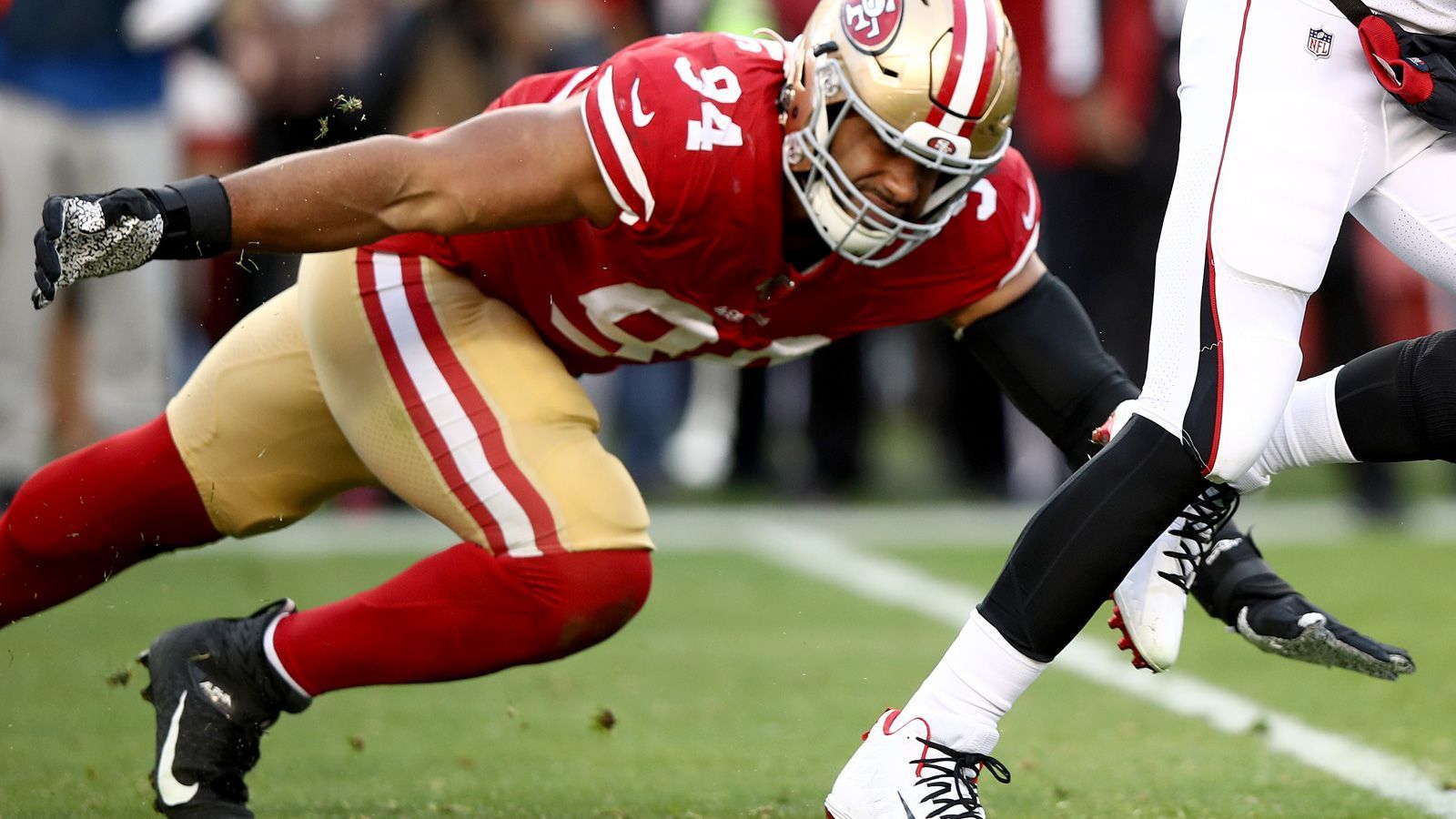 
                <strong>Solomon Thomas (San Francisco 49ers)</strong><br>
                ... auch Solomon Thomas. Der Nummer-3-Pick des Jahres 2017, wie Bosa Defensive End, fällt ebenfalls bis zum Saisonende aus. Ebenfalls mit Kreuzbandriss.
              