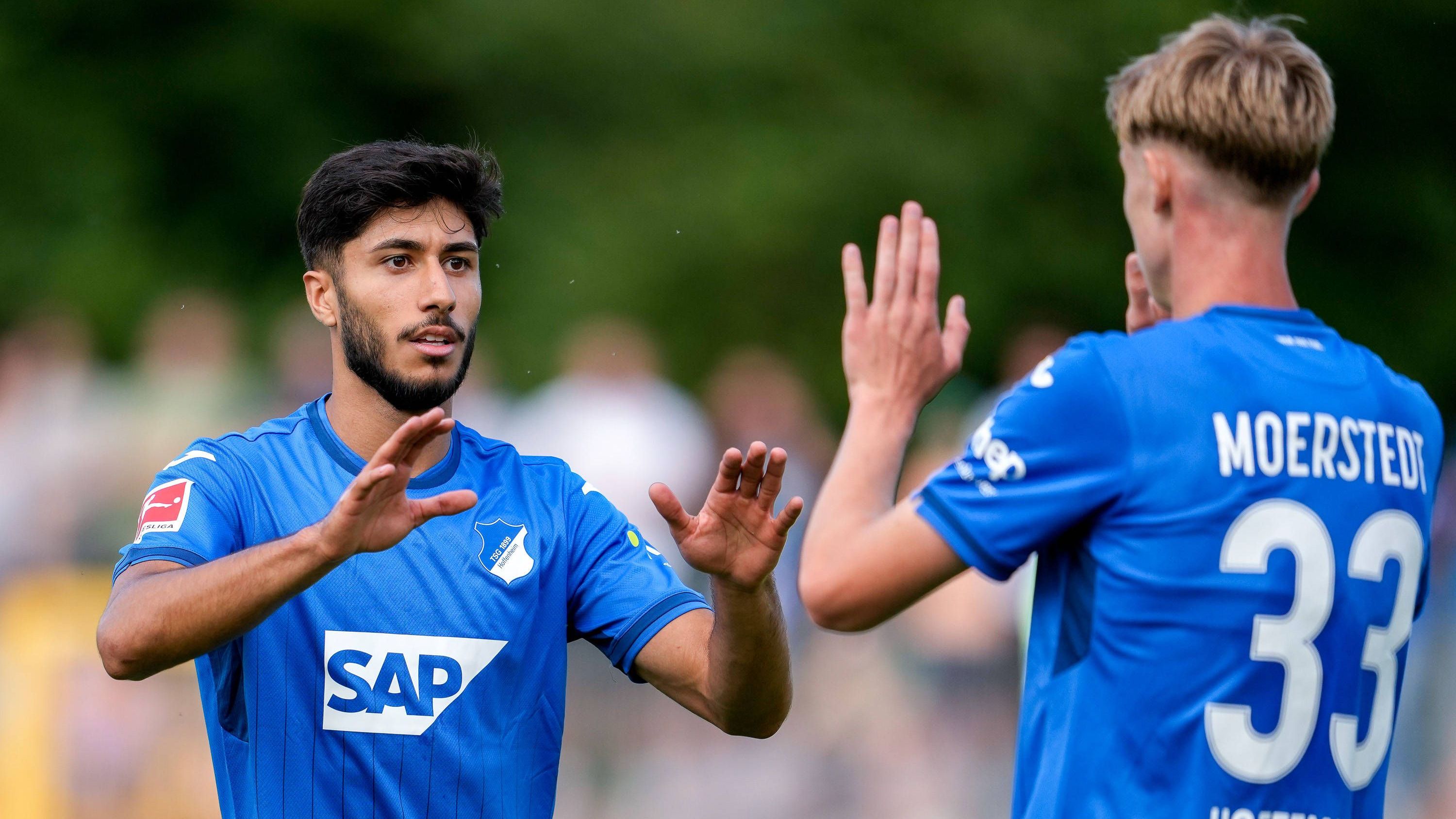 <strong>Platz 16 (geteilt): TSG Hoffenheim</strong><br>Preis: 79,95 Euro<br>Vergleich zum Vorjahr: +0 Euro<br>Ausrüster: Joma