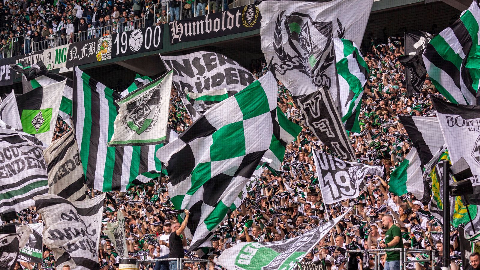 <strong>Borussia Mönchengladbach</strong><br>Vereinshymne: "Die Seele brennt" (B.O.)