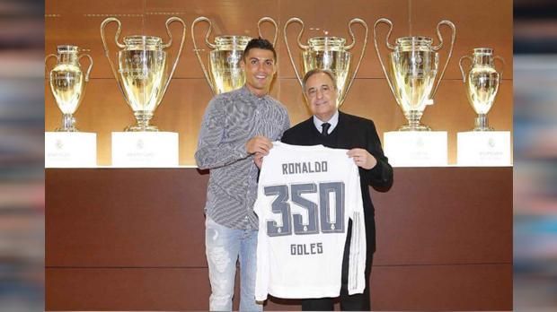 
                <strong>Cristiano Ronaldo macht die 350 voll</strong><br>
                Cristiano Ronaldo: Der Portugiese hat sein 350. Tor für Real Madrid erzielt. Gegen Celta Vigo trifft er gleich vier Mal und trägt sich damit in die Geschichtsbücher ein. Der Superstar ist nun der Spieler in Europa (in der Nachkriegszeit), der am schnellsten die Marke von 350 Toren für einen Verein genackt hat. Ronaldo brauchte nur 335 Spiele, um sich den Rekord zu schnappen.  
              