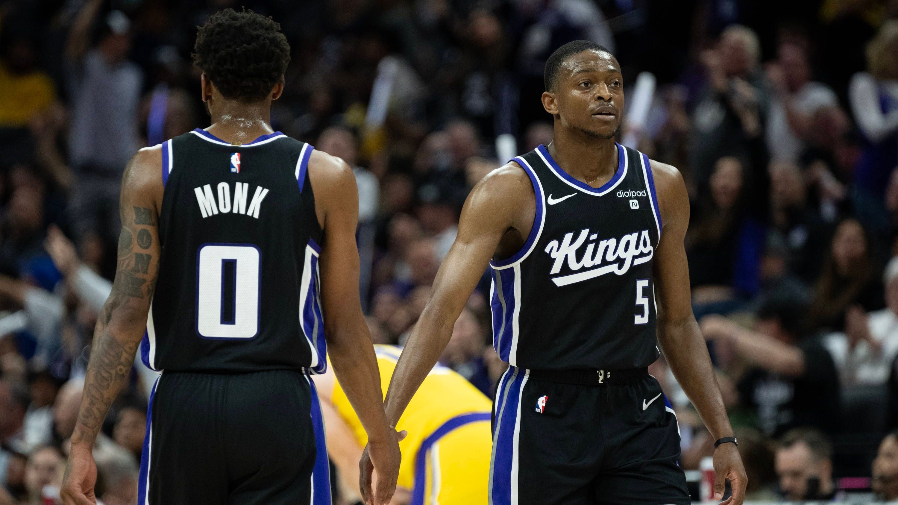 <strong>16. Sacramento Kings (zuvor Rang 18, 38:27)<br></strong>Die Saison der Kings ist einzigartig. Auch in den vergangenen zwei Wochen einmal mehr. Klare Erfolge gegen die Lakers. Die Bucks werden mit einer 35-Packung wieder nach Wisconsin geschickt. Gleichzeitig hagelt es dann aber Niederlagen daheim gegen Chicago und die Rockets. Die Kings kämpfen um die direkte Playoff-Qualifikation.