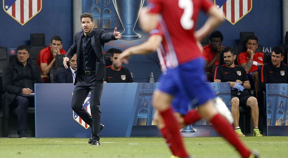 
                <strong>Diego Simeone beim Champions-League-Finale</strong><br>
                Und schon geht der Seitenlinien-Derwisch wieder ab.
              